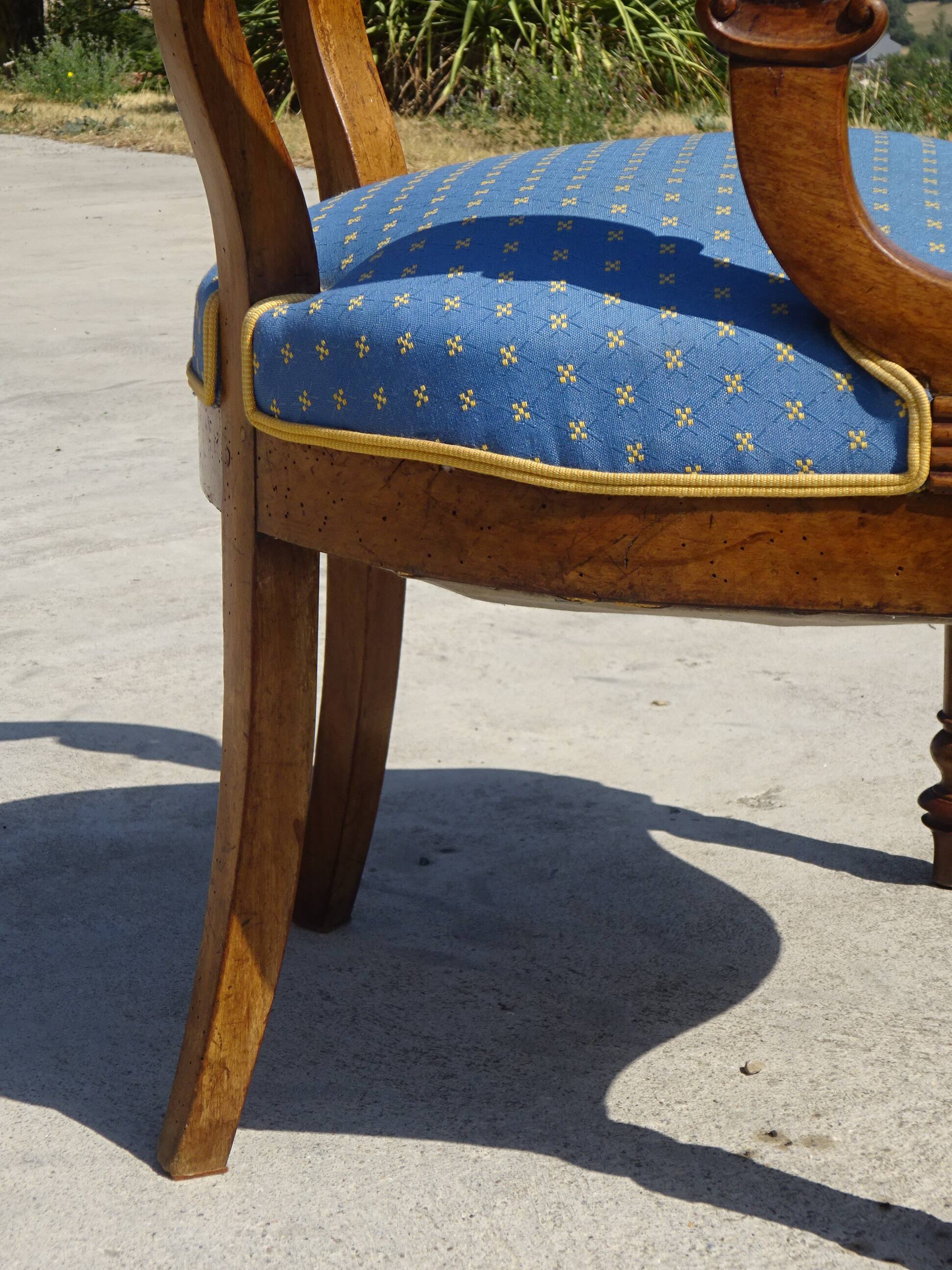 Ancien fauteuil gondole