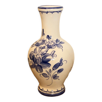 Vase Moustiers