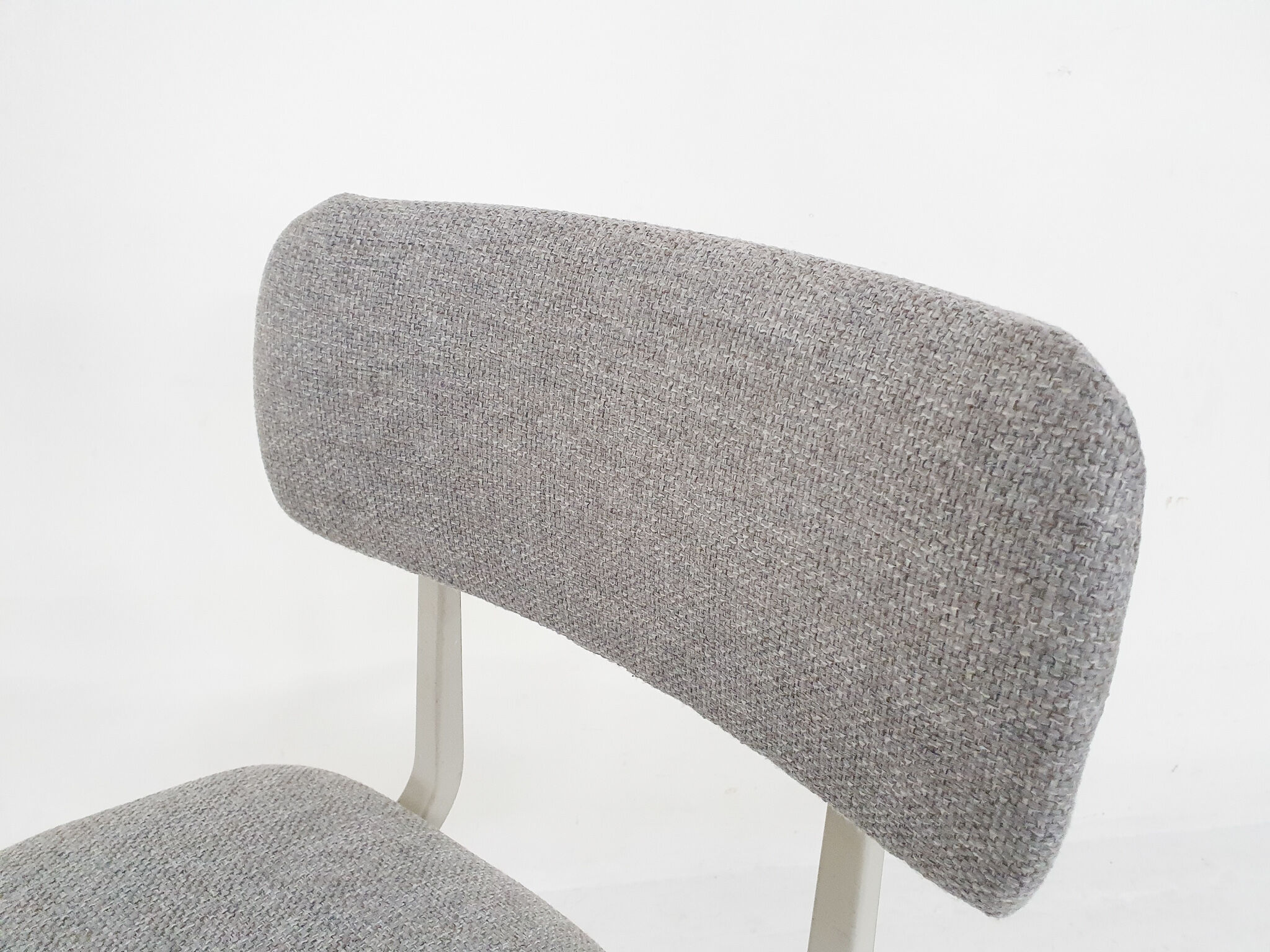 Grey Friso Kramer for Ahrend de Cirkel "Result"chair, The Netherlands 1960's