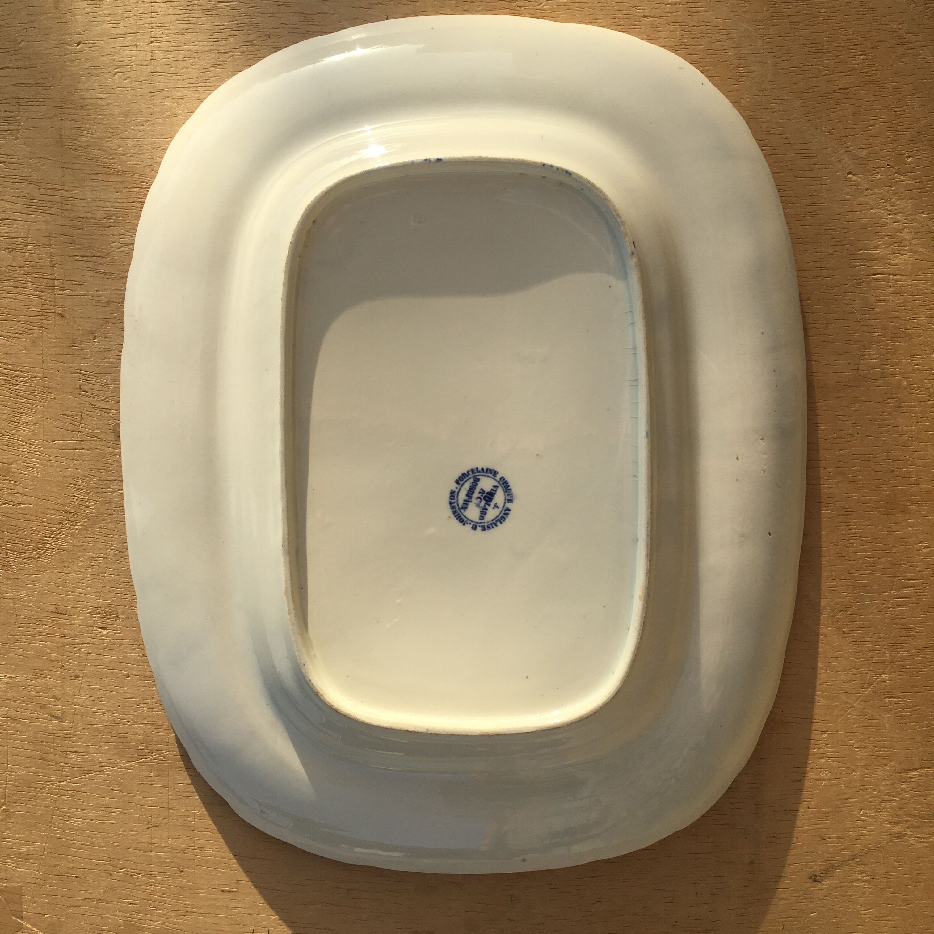 Service de table - « Turquerie » -  Johnston & Vieillard - céramique bordeaux