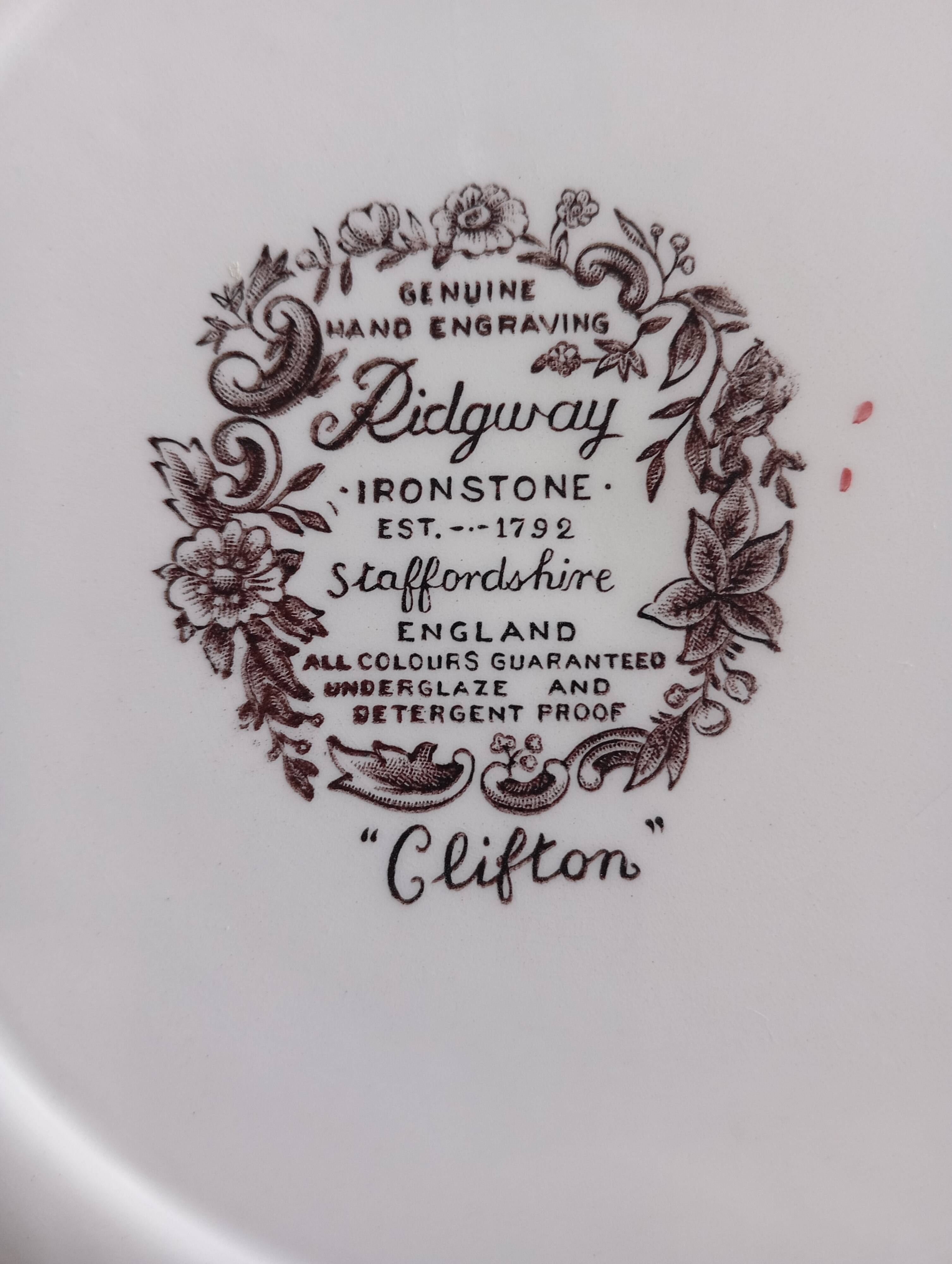Plat à tarte anglais Ridgway "Clifton"