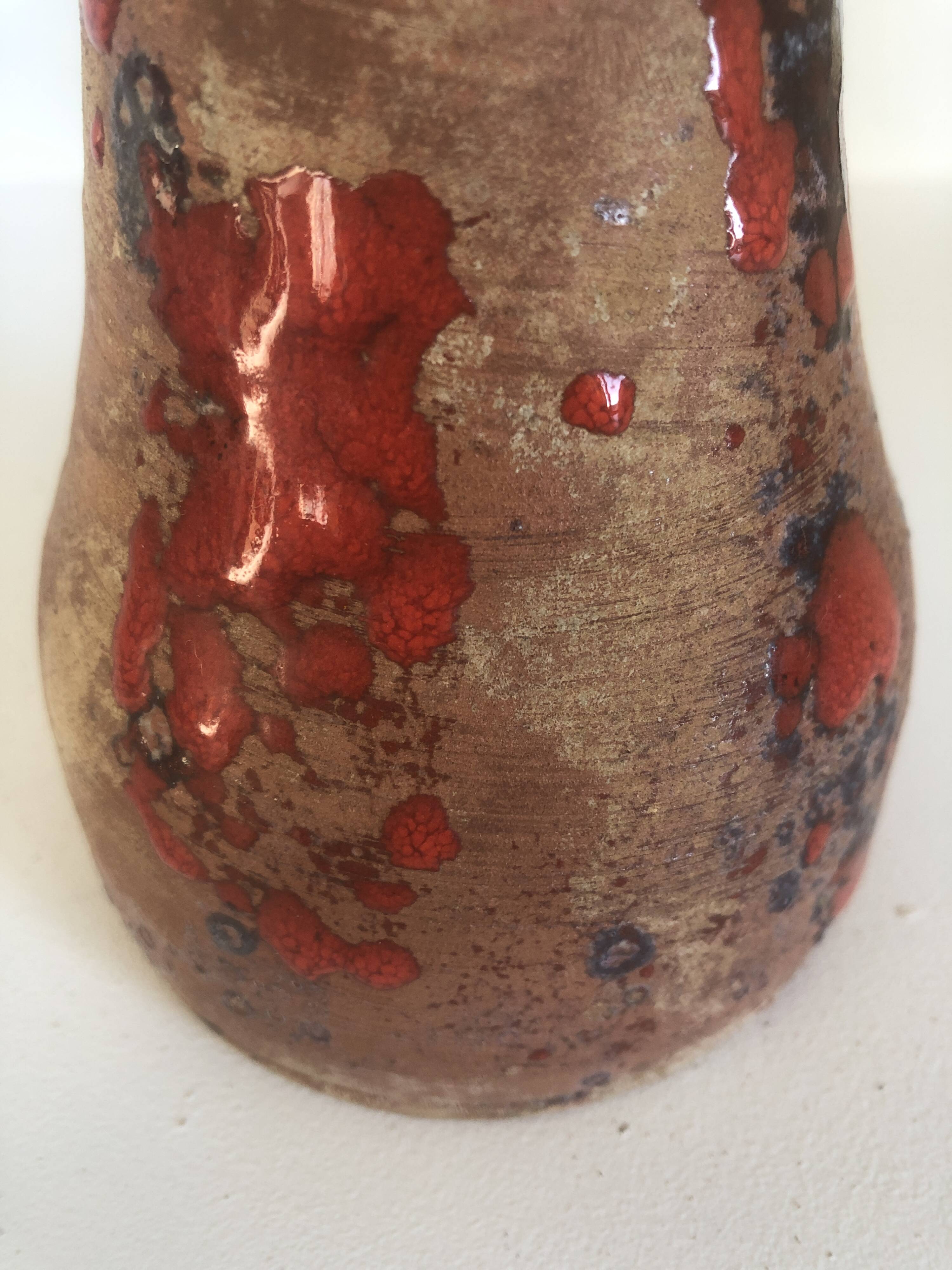 Brutalist vase with dripping decoration