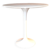 Tulip pedestal table in veined white marble and cast aluminum base, 1970/1980