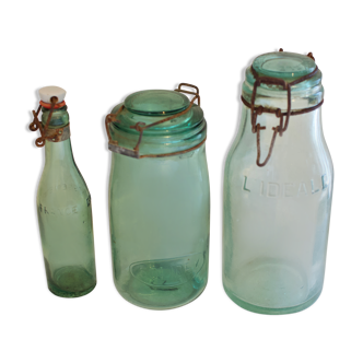 Lot de 3 bocaux et fiole en verre vintage