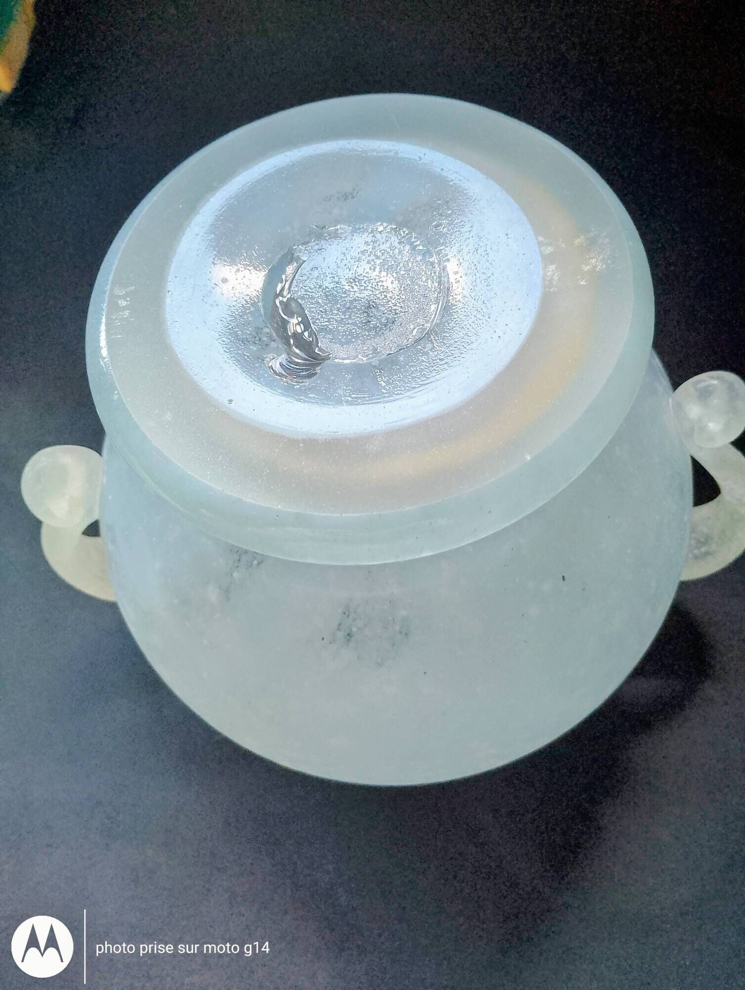 Antique thick white opaline glass vase – 17 cm – 2 handles