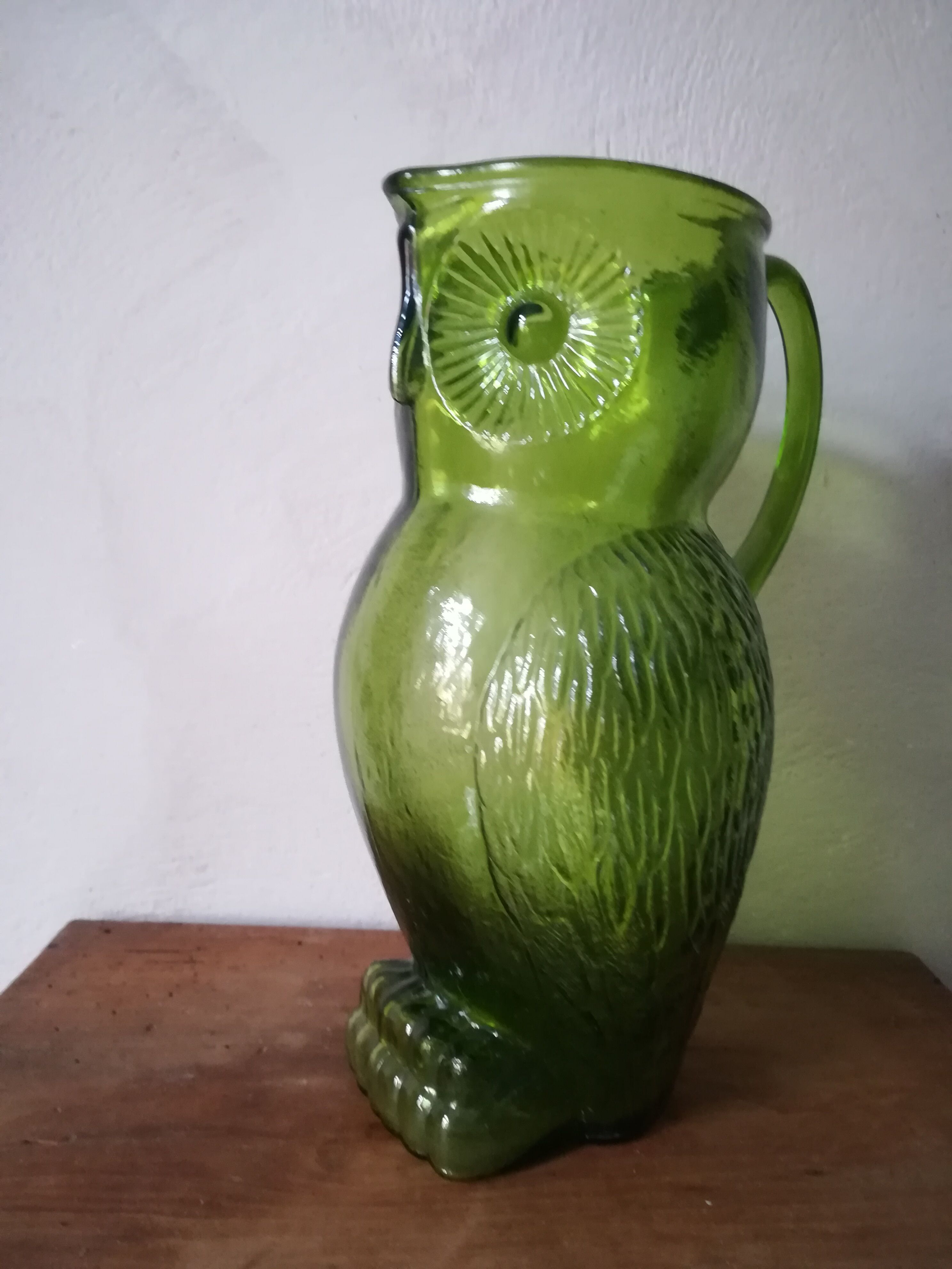 Owl carafe