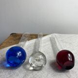 Trio de vases type soliflore en verre pieds boule