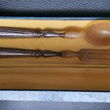 Horn salad servers box