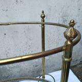 Golden rolling bar dessert