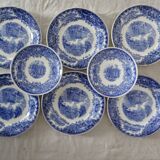 6 dessert plates and 2 blue cups P.Regout Maastricht Holland