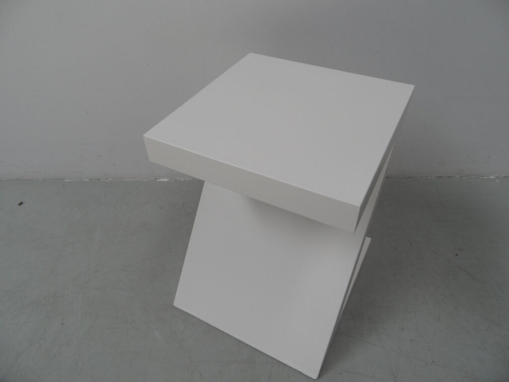 Table en bois vintage design