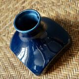 Vase contemporain en céramique émaillée bleue
