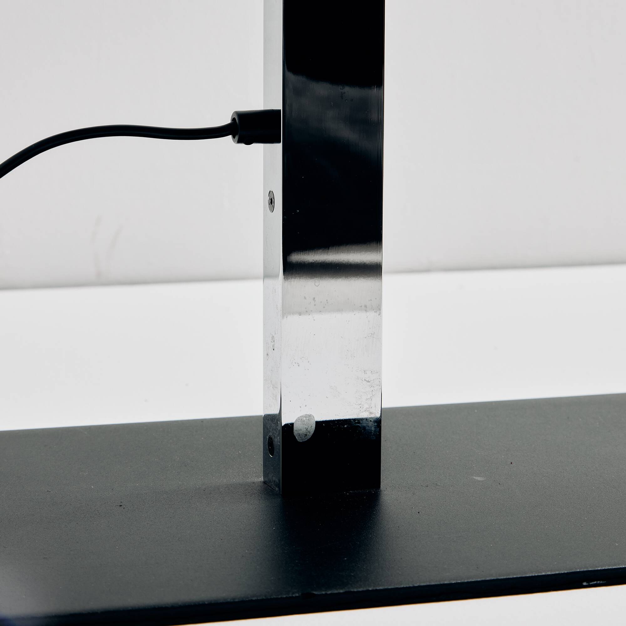 Cubic-S floor lamp by Lightnet