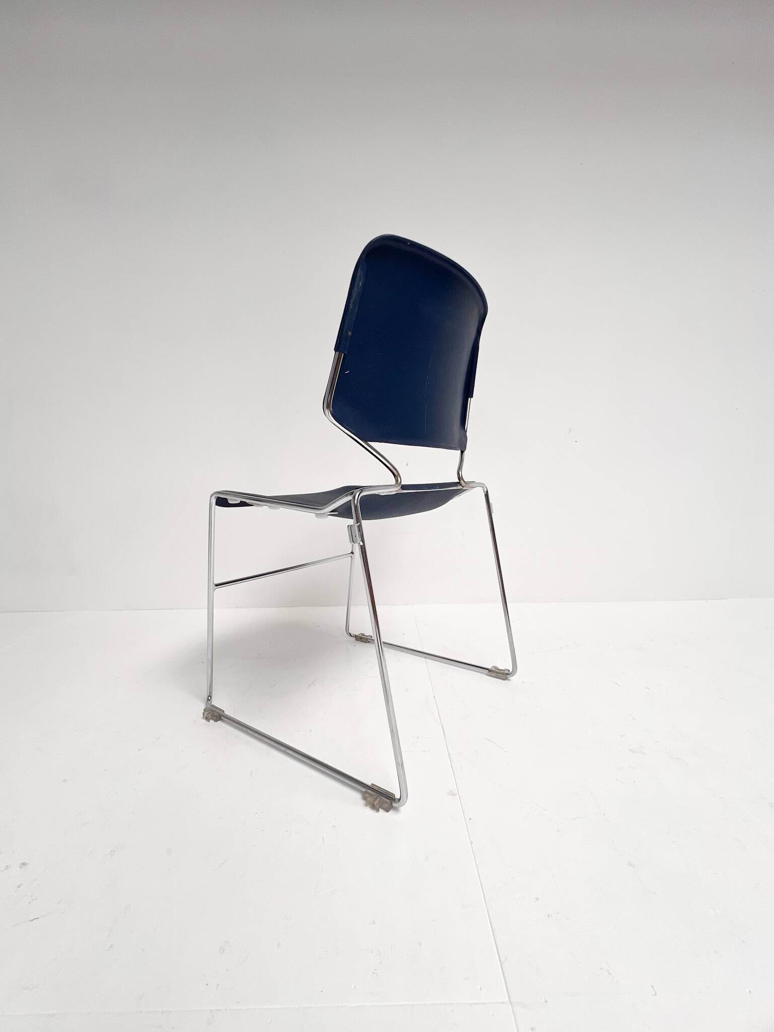 Chaise Matrix Krueger bleu foncé de Thomas Tolleson, années 1970