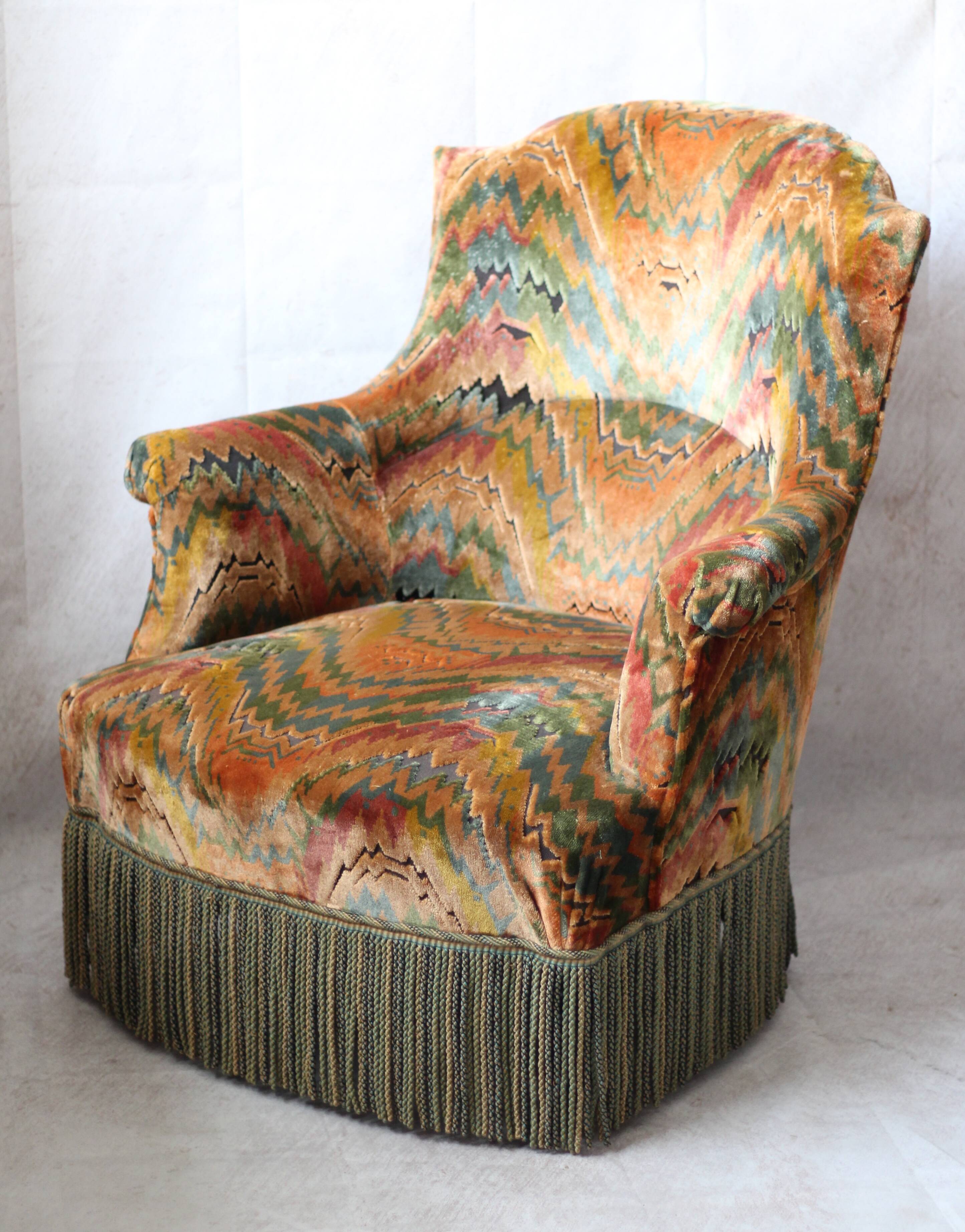 Multicolored velvet toad armchair