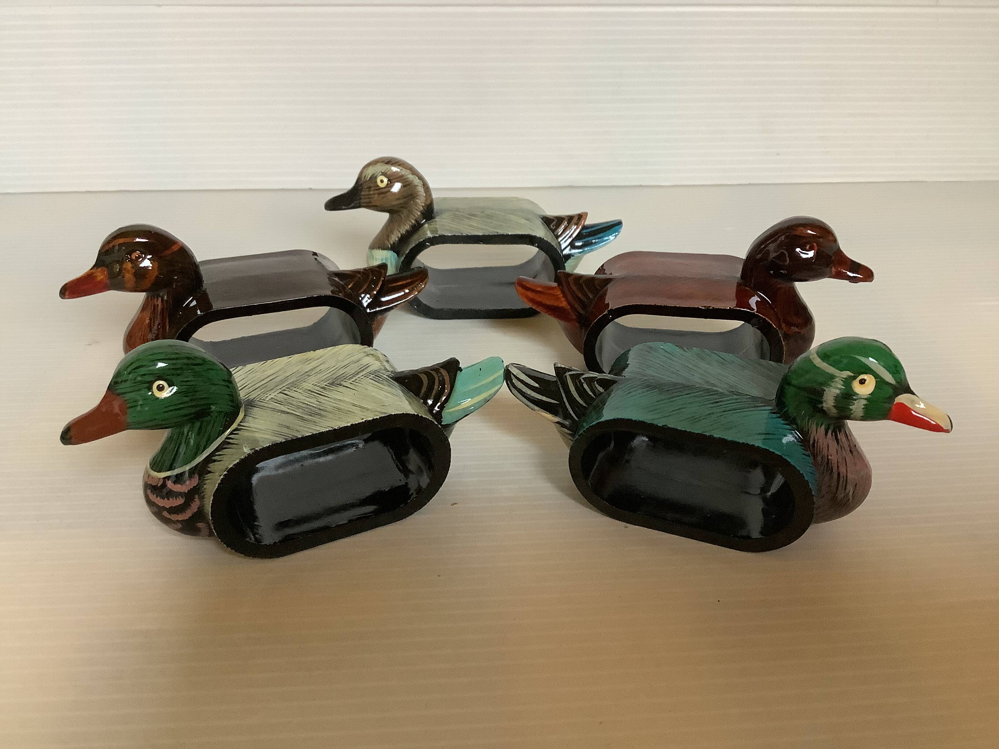 Five duck napkin rings