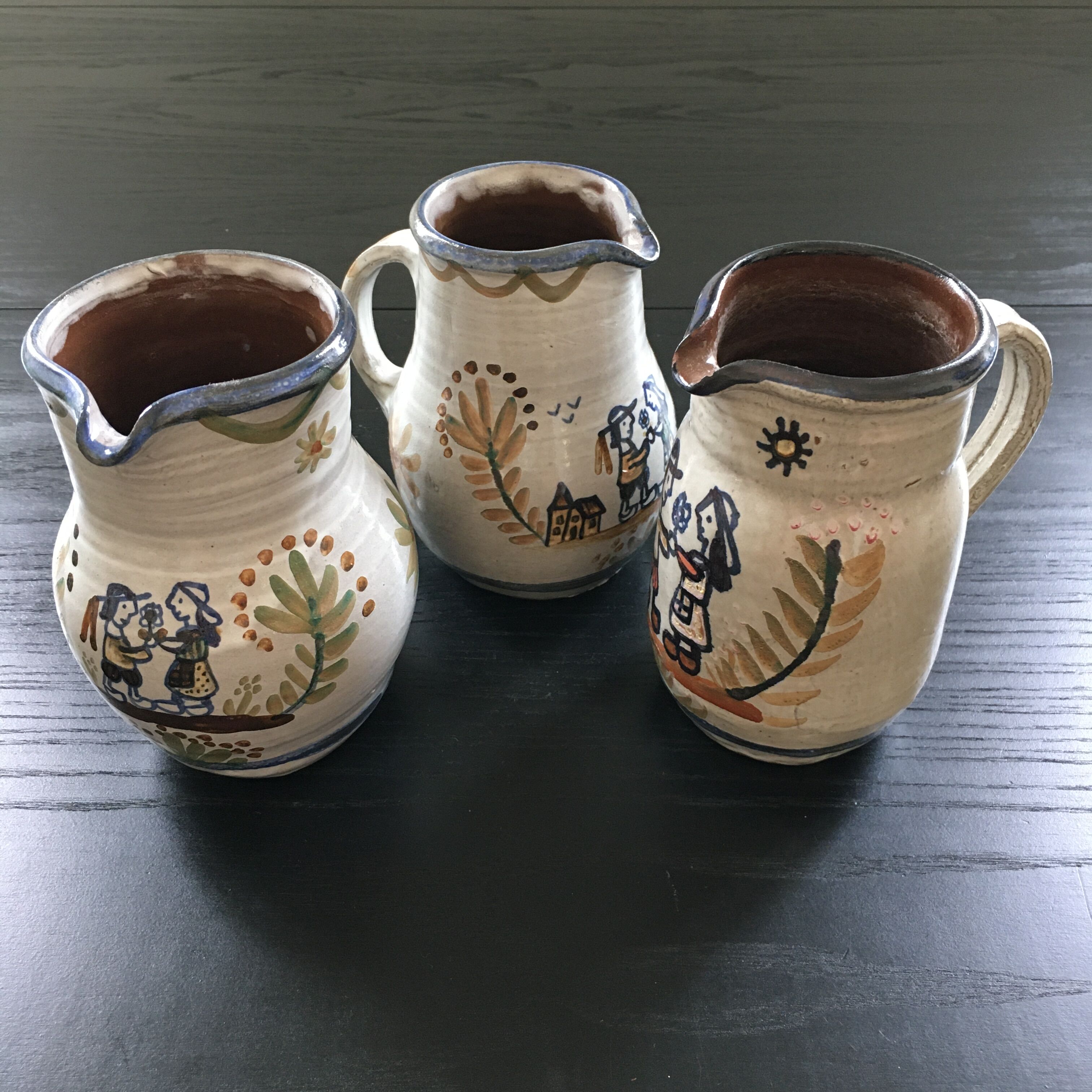 Lot 3 cider pitchers Breton décor