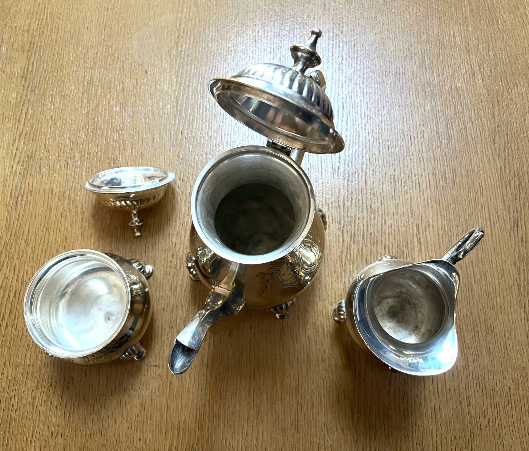 3-piece tea/coffee service in silver-plated metal by silversmith François Frionnet