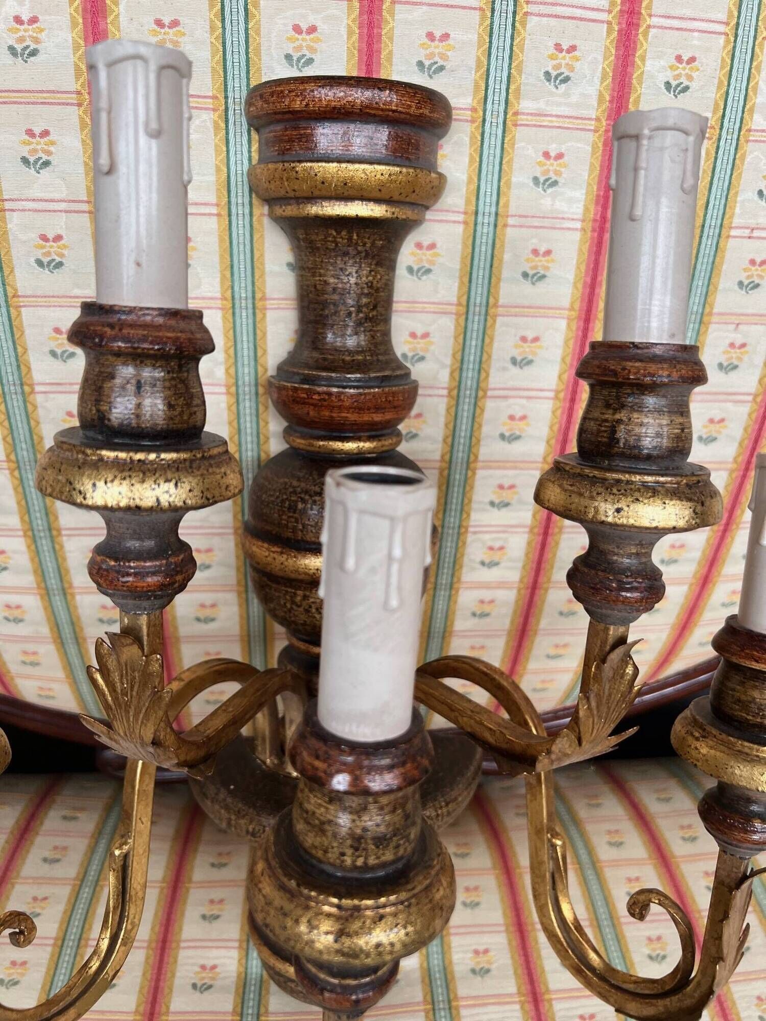 Italian baroque wall sconce. Wood, metal.