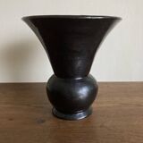 Etienne Noel modernist vase in Dieulefit 1950 in black enamel earthenware