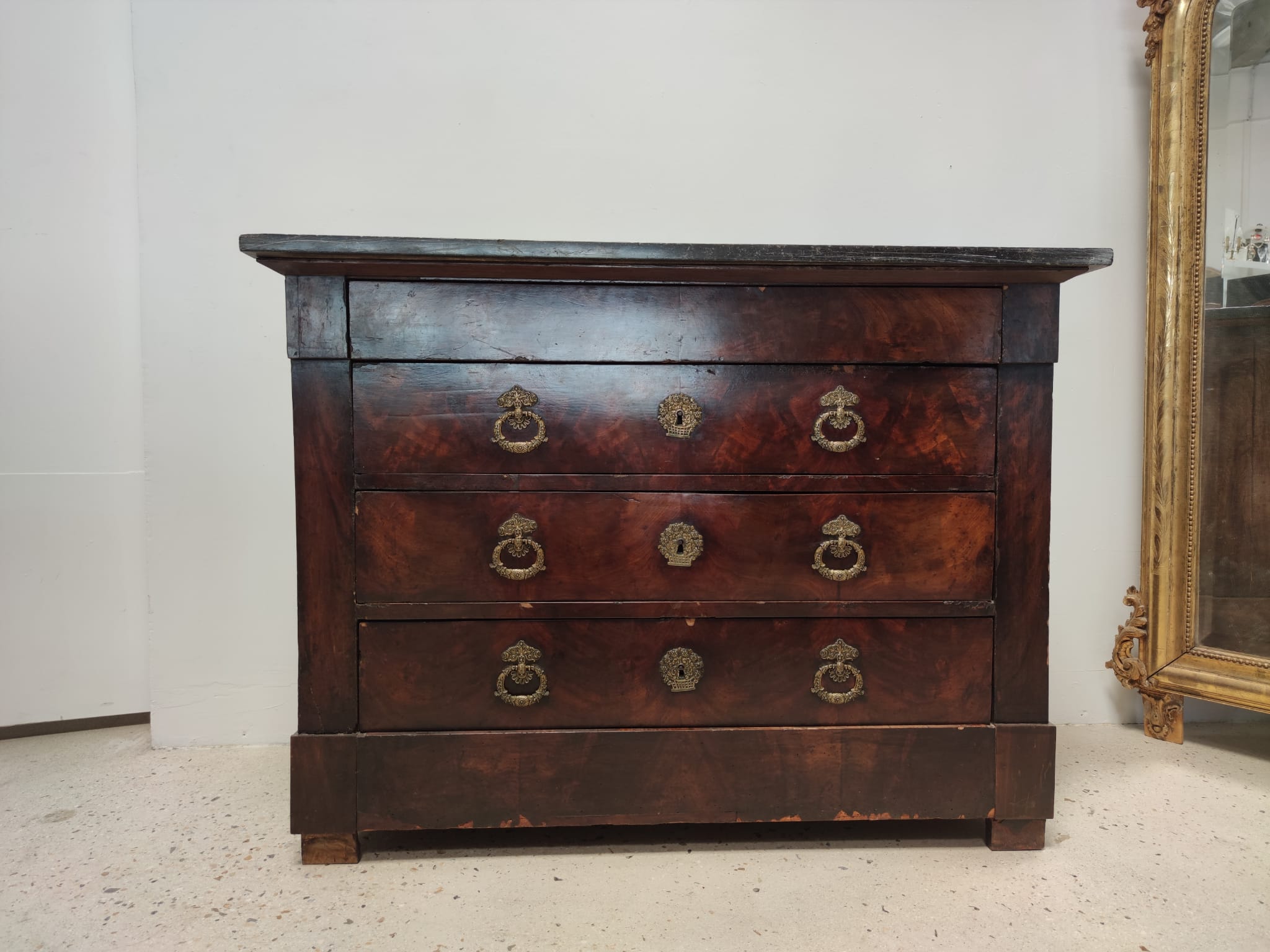 Chest of drawers in wood and gray marble with 4 drawers nineteenth century