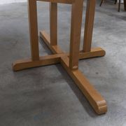 Rare set de 6 tables Baumann 1990, 80x120 et demi lune 120cm