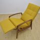 Fauteuil avec repose-pieds pliant, années 1960