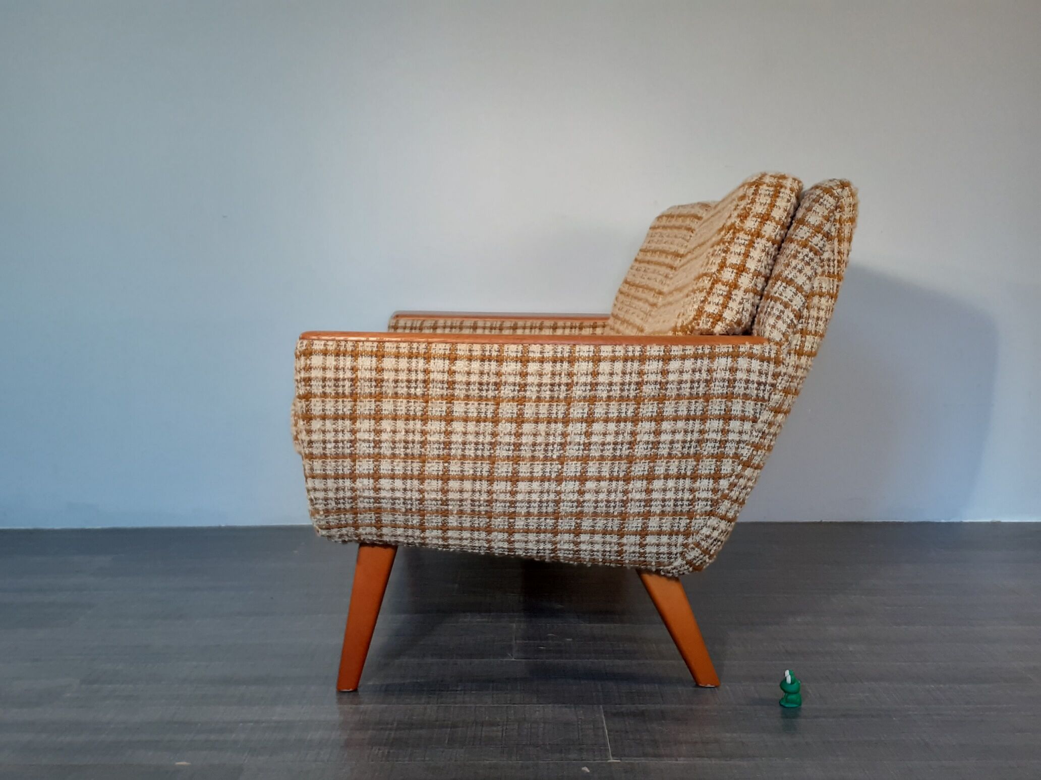 2-seater sofa in teck and beige wool, vintage scandinavian 1960s
