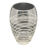 Transparent glass vase with chiseled spiral