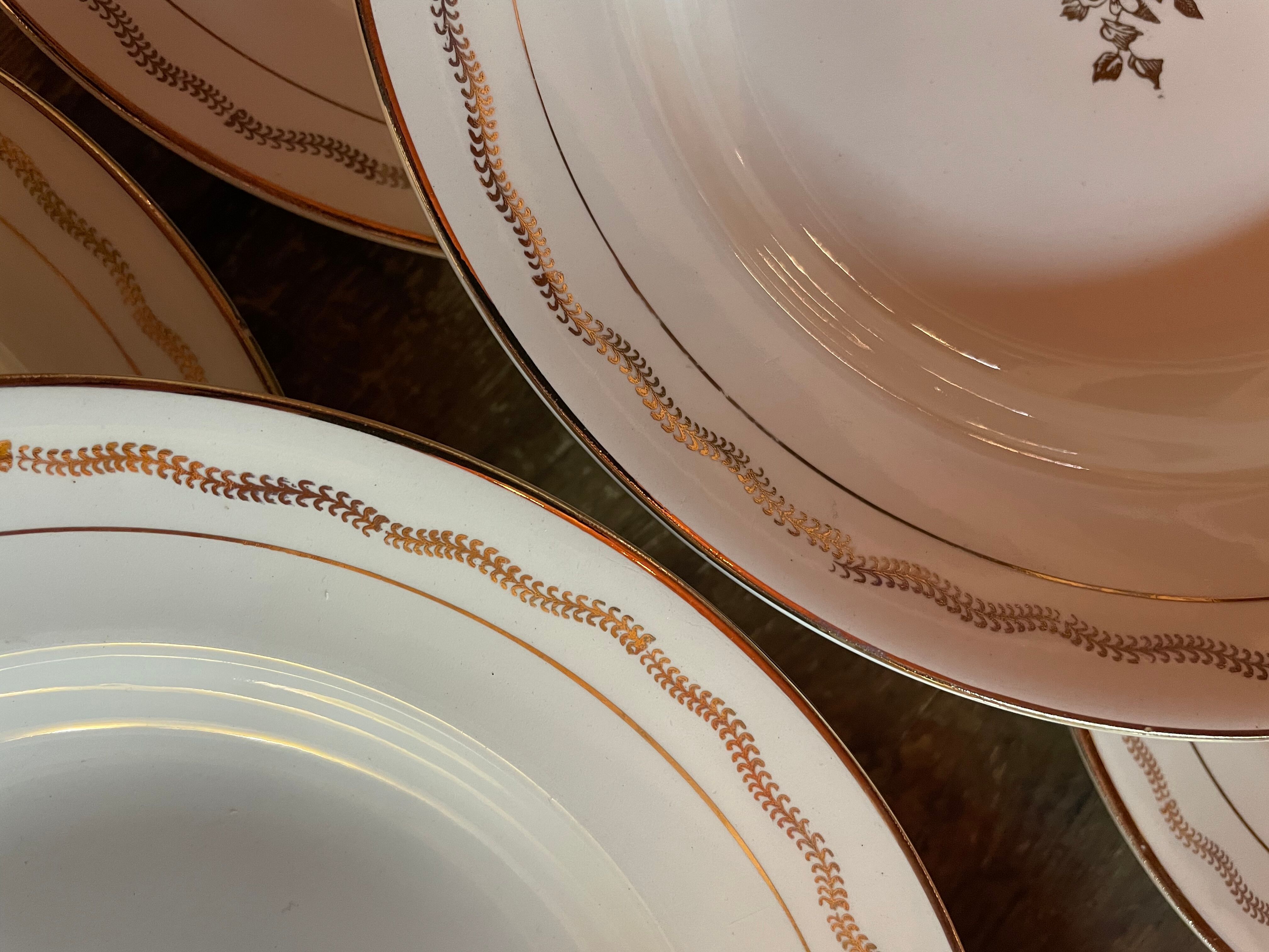 6 off-white and golden Amandinoise plates