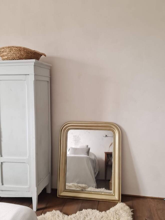 Antique gilt Louis Philippe mirror, 88 x 72