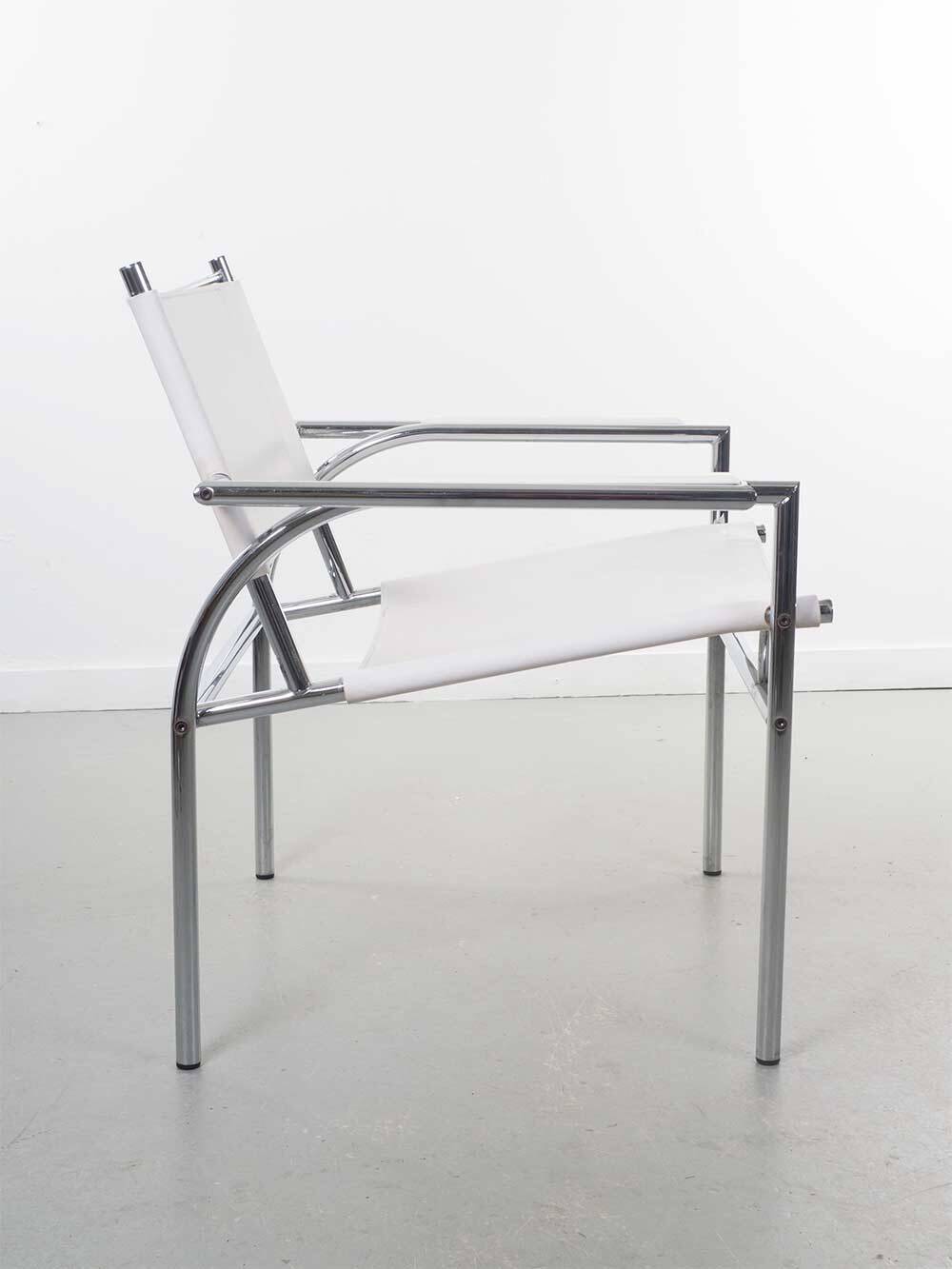 Fauteuil en cuir blanc – G. Vollenbrock – Hennie de Jong