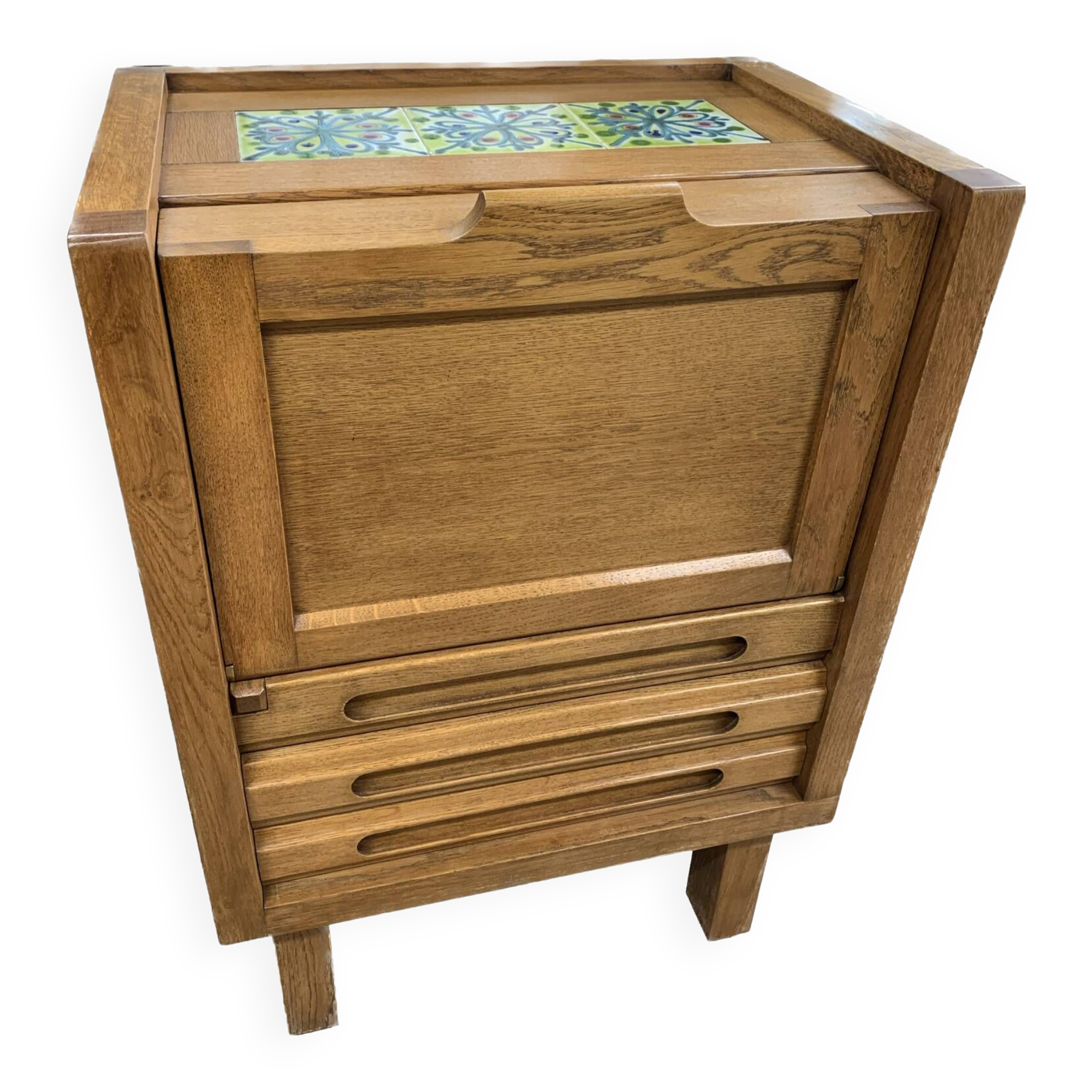 Guillerme and Chambron bar furniture