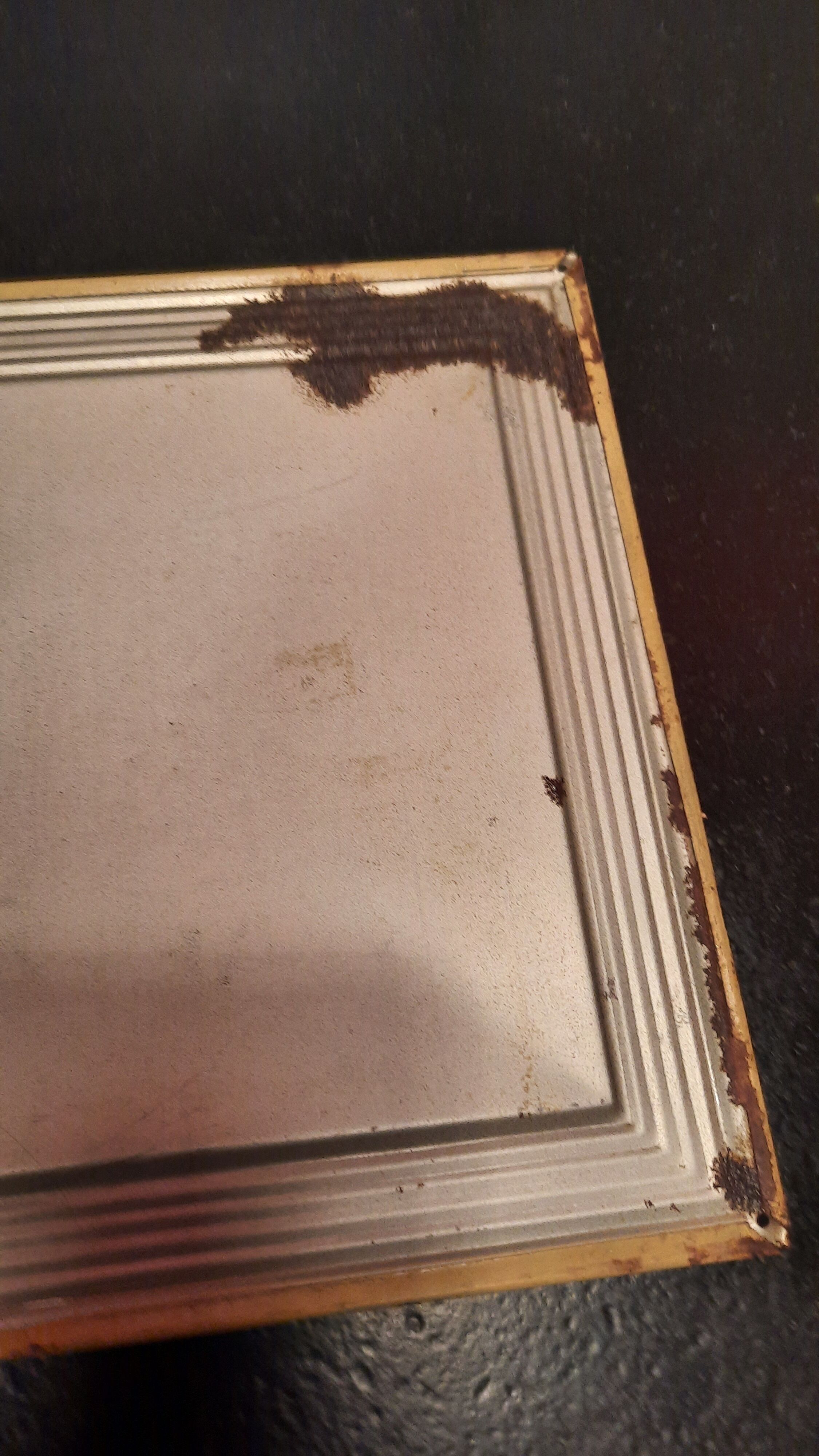 Advertising painted plaque