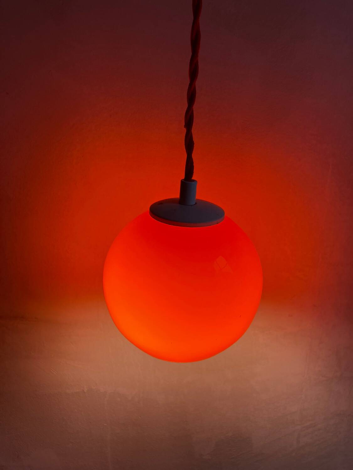 Pair of portable lamps