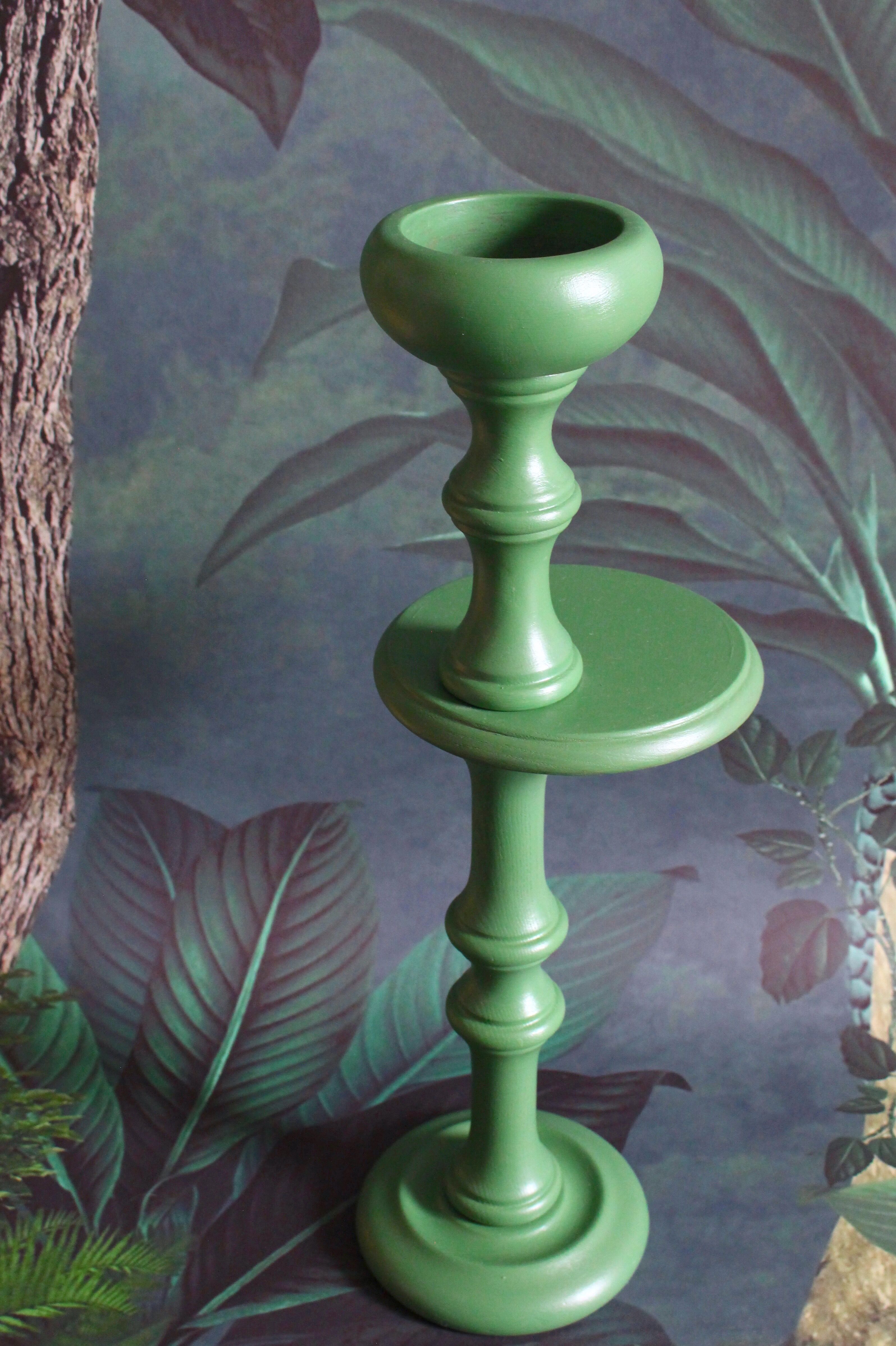 Column candle holder