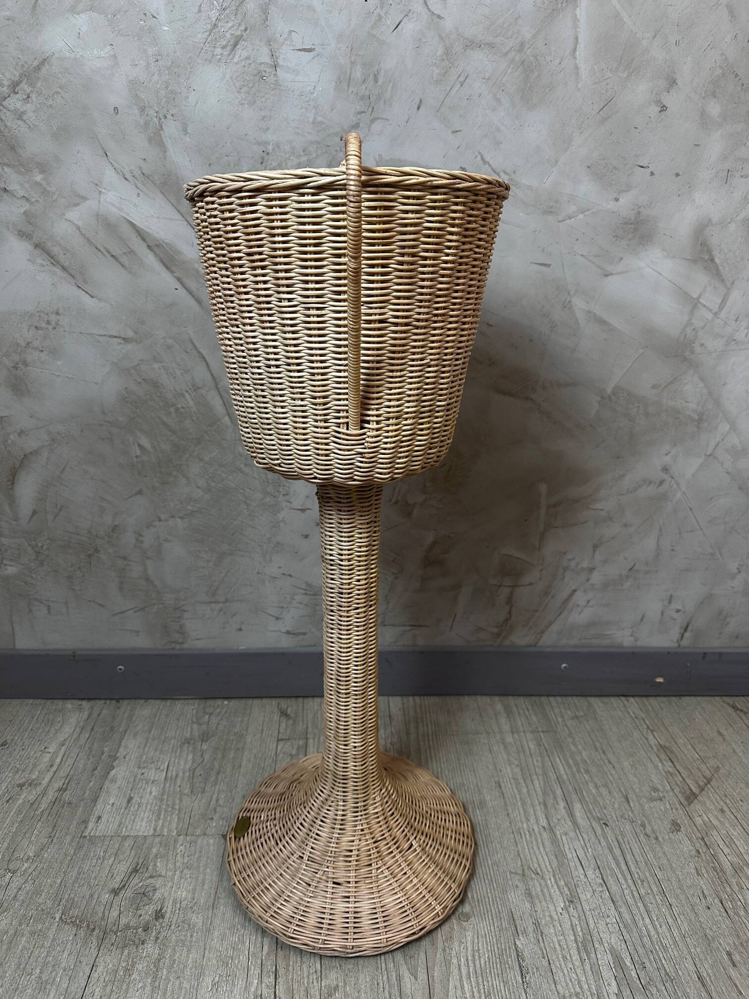 Rattan cooler
