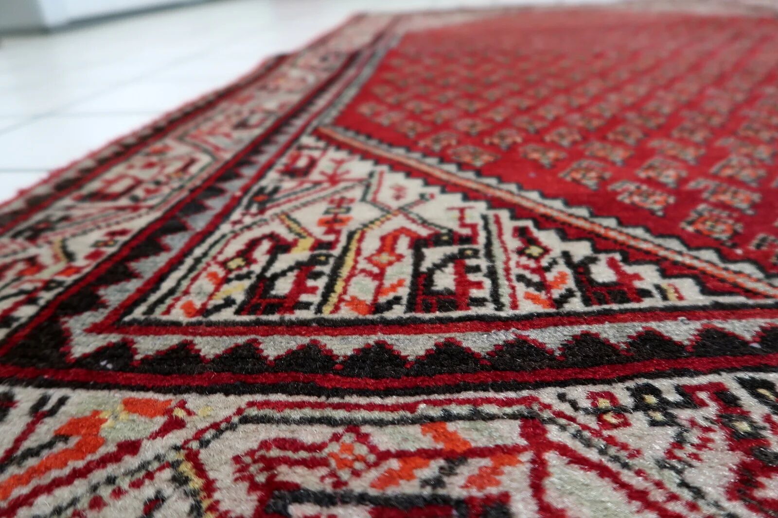1950s Handmade Wool Boteh Rug, Red and Ivory, 104 × 156 cm - 1C1299