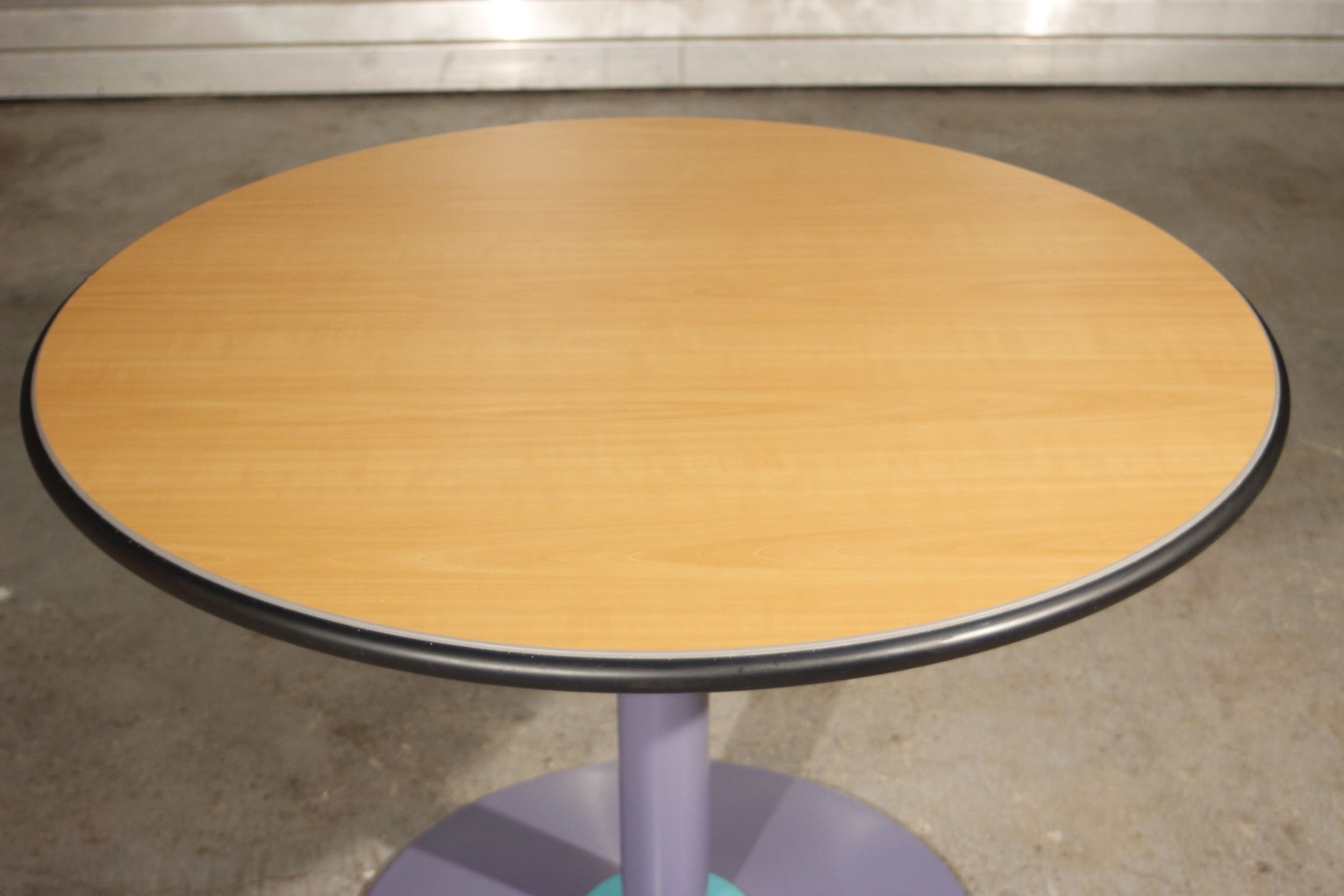 Memphis Style Dining Table in Steel and Melamine, 1980s