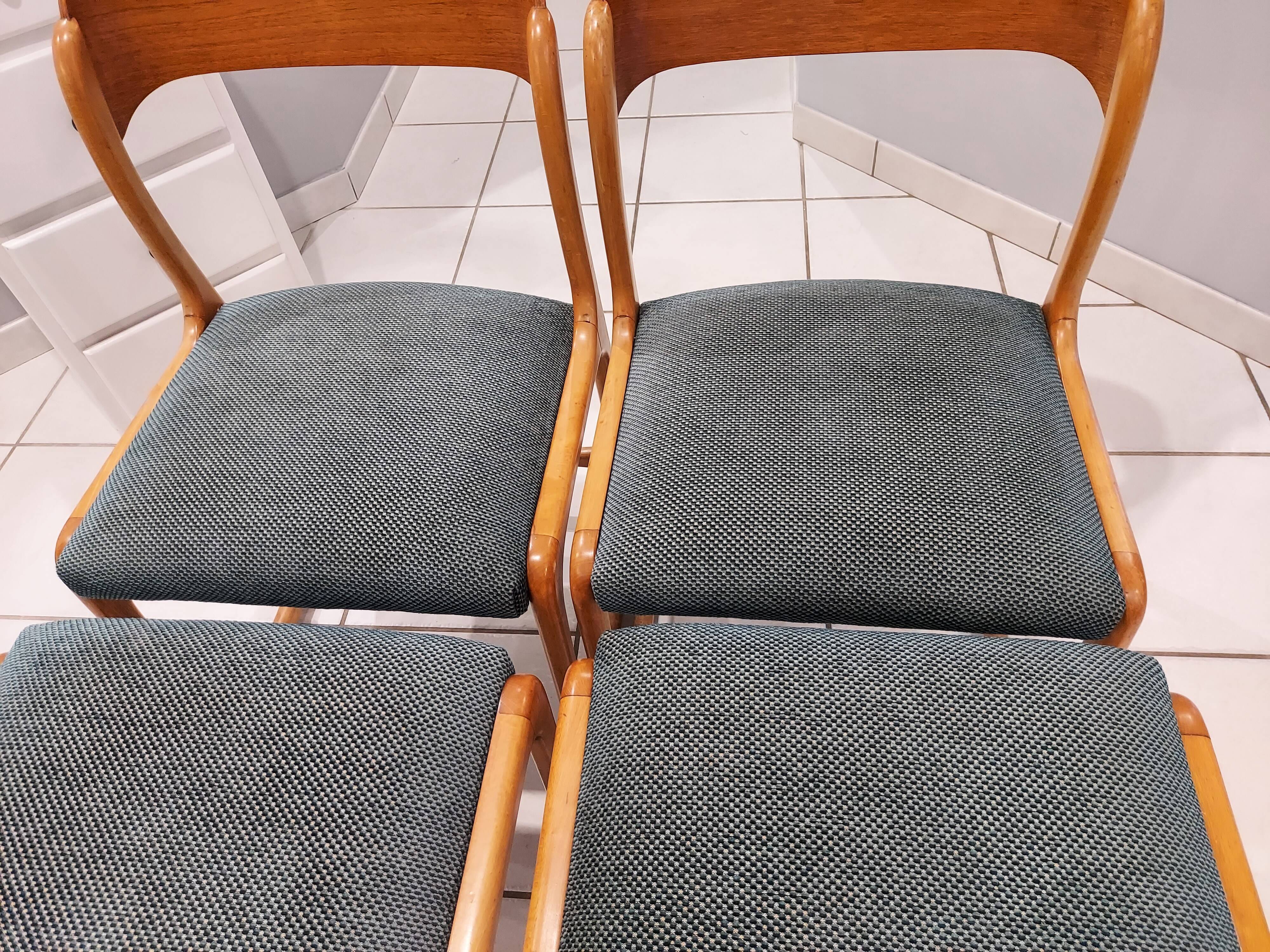 Suite of 4 Baumann chairs model Vintage sleigh 1970s