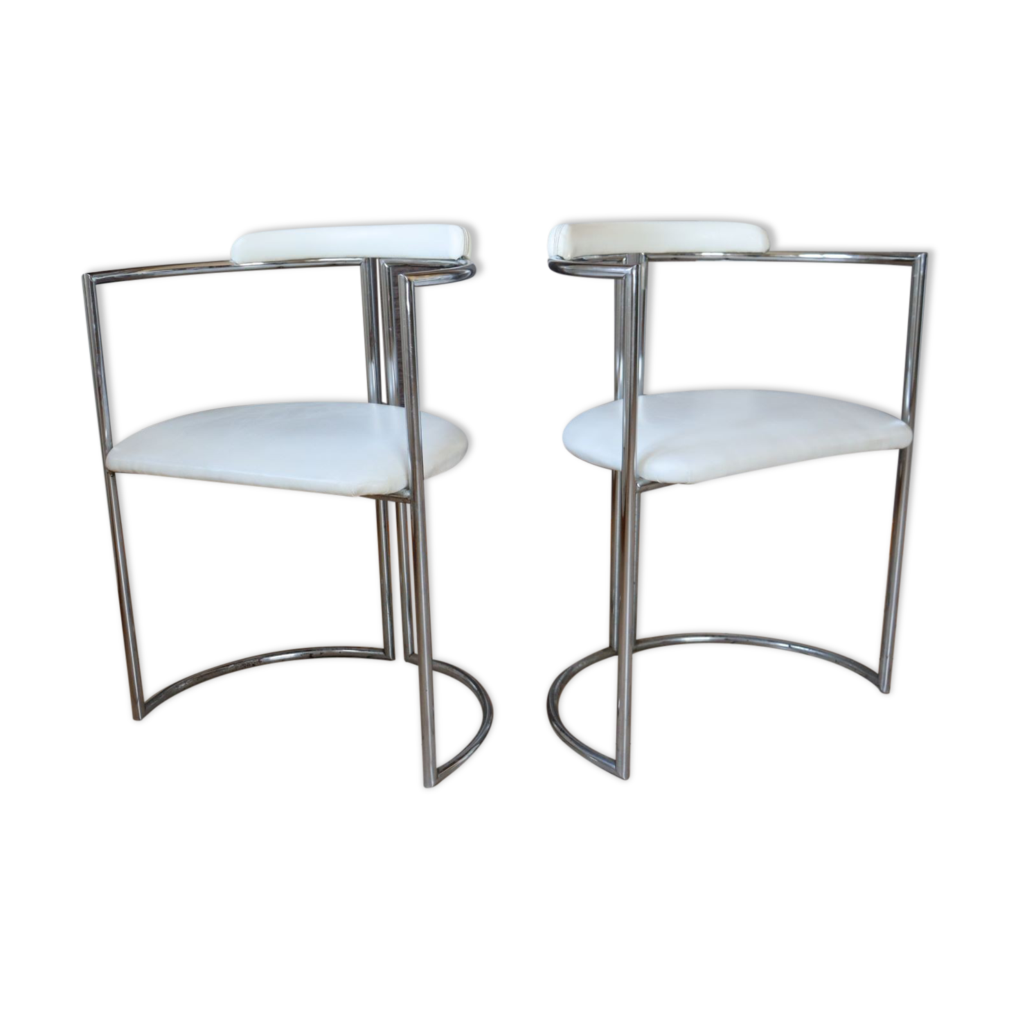 Pair of white chairs design