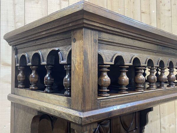 Buffet néo breton des années 1950 en châtaignier