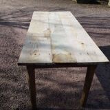Farm table