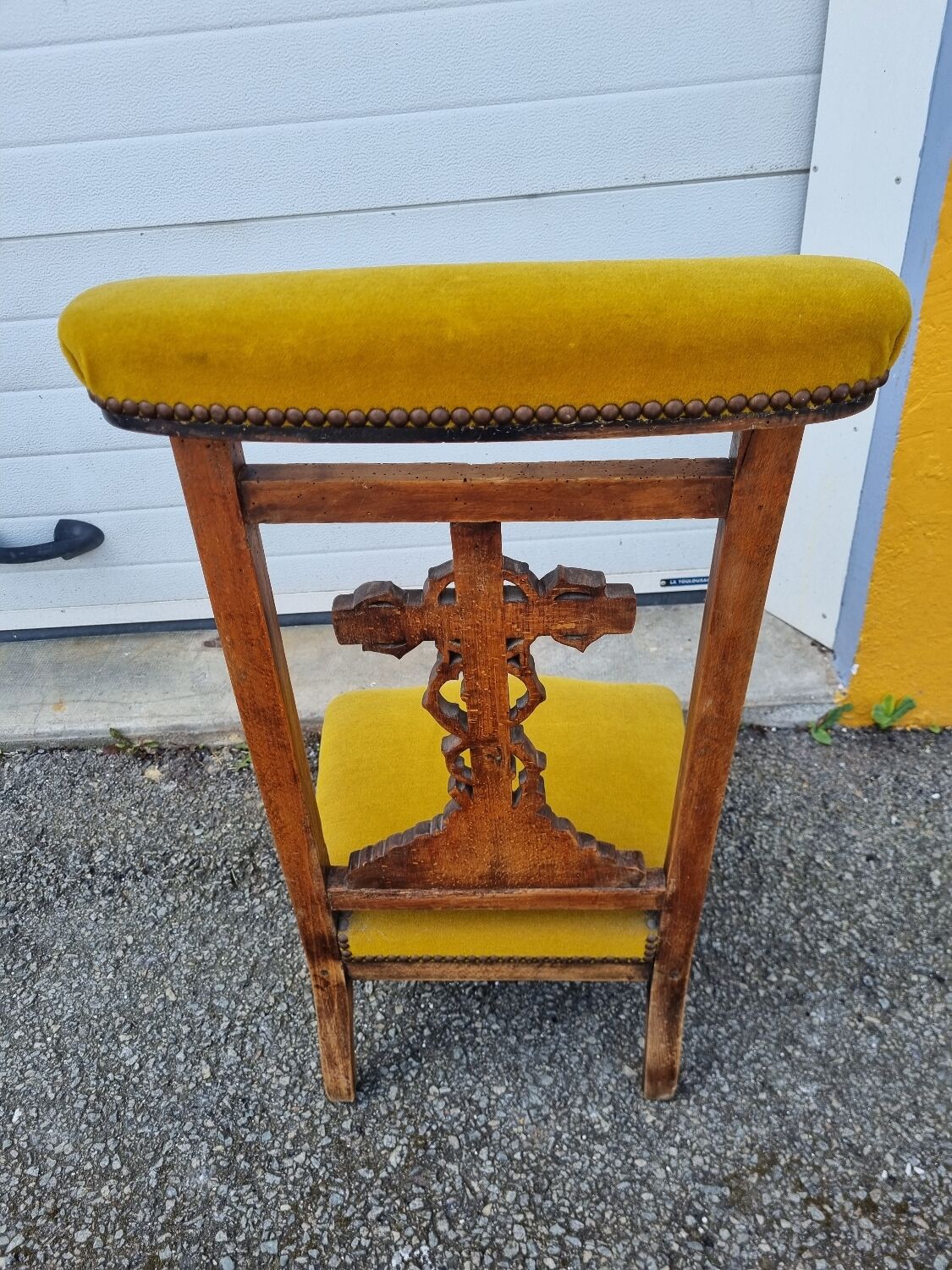 Prayer chair vintage oratory