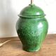 Lampe balustre en terre vernissée verte Provence 1960