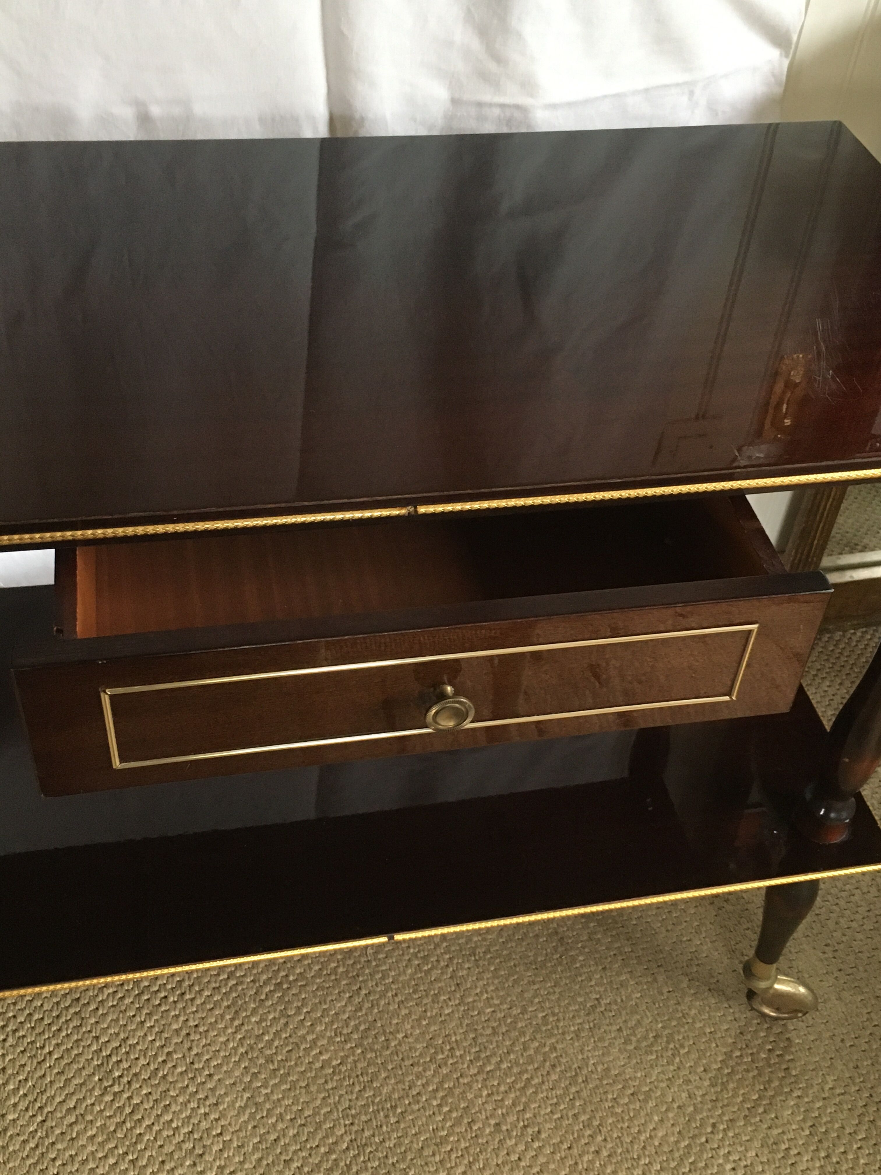 Vintage roller table