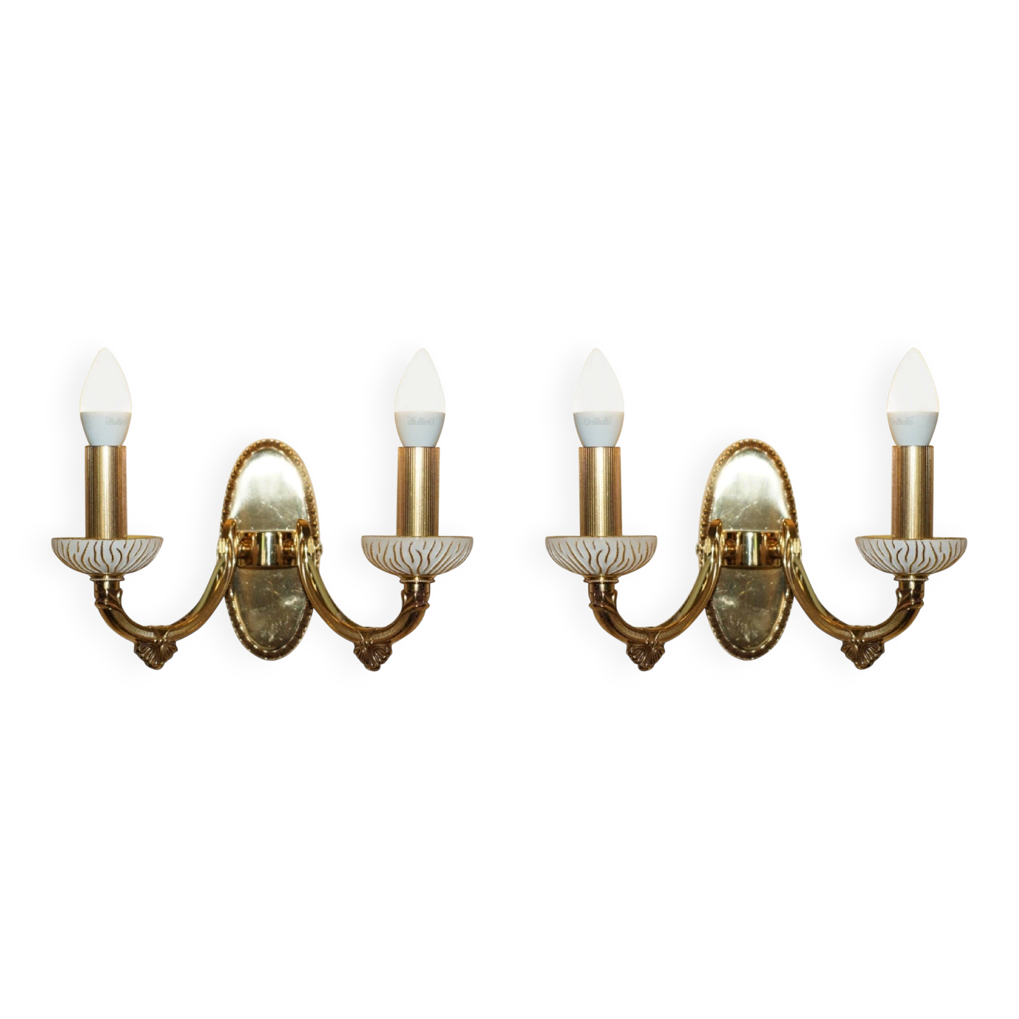Reccagni wall light pair in brass and frosted glass.