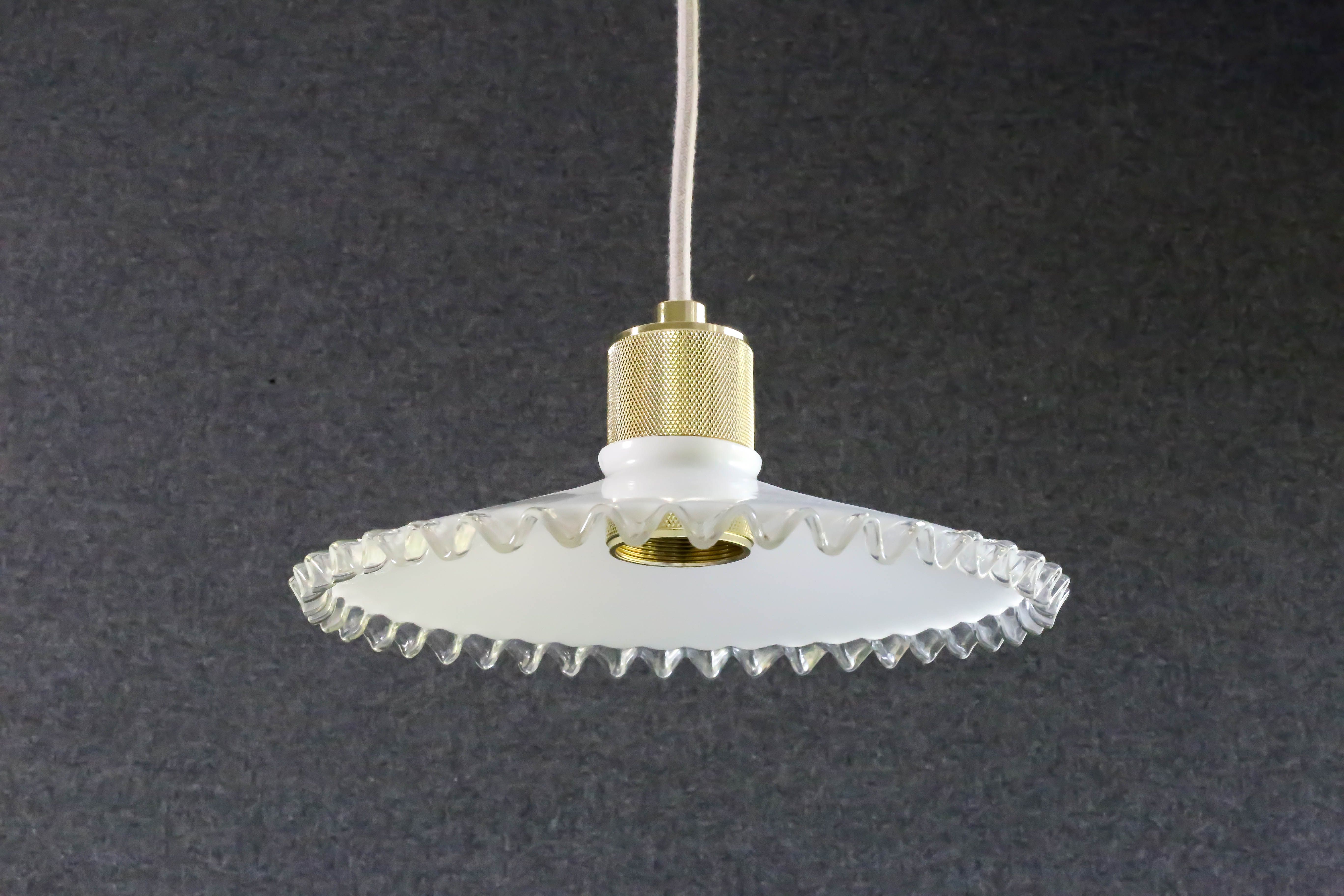 Opaline pendant light in white glass with transparent pleated edges - contemporary metal socket