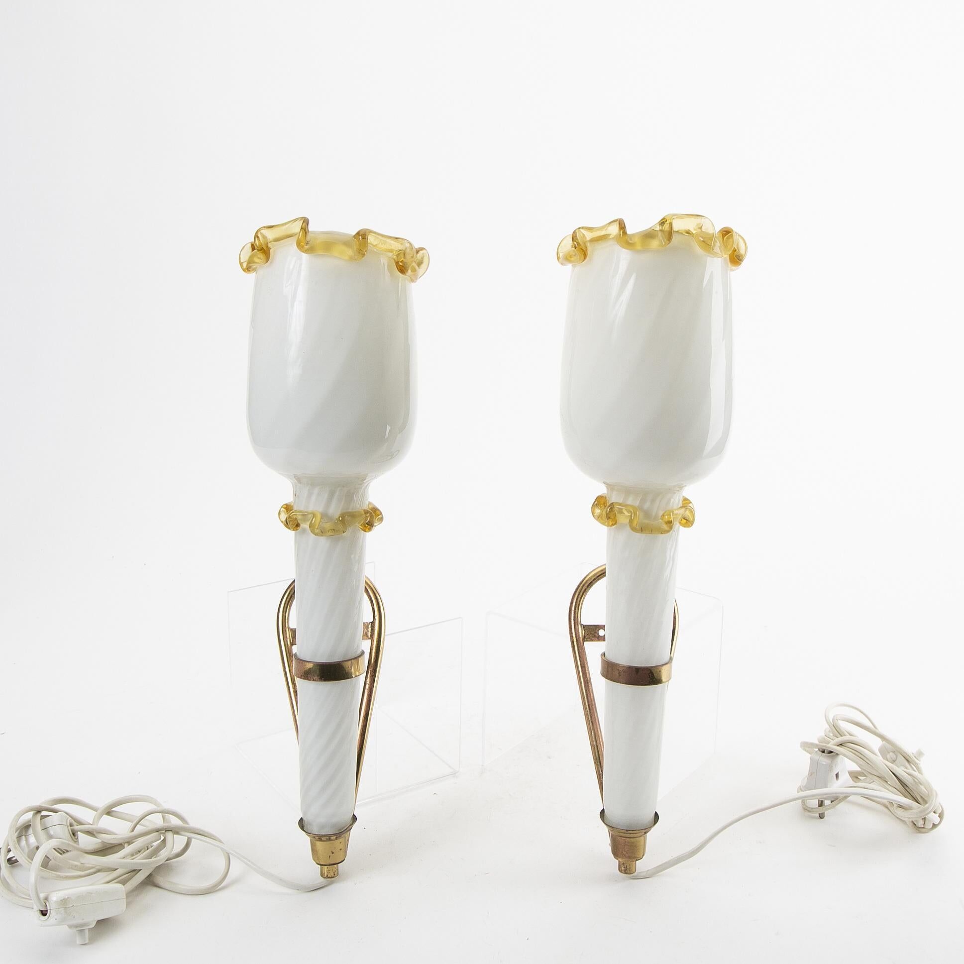 Pair of Murano wall lights Italy 1940