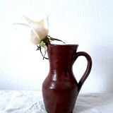 Vernified sandstone pitcher